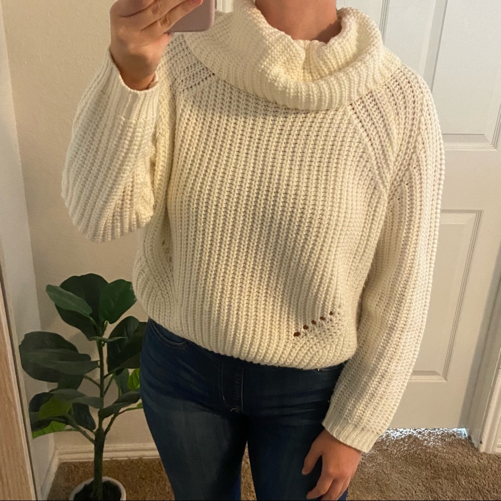 Cream Knit Sweater, Size Medium